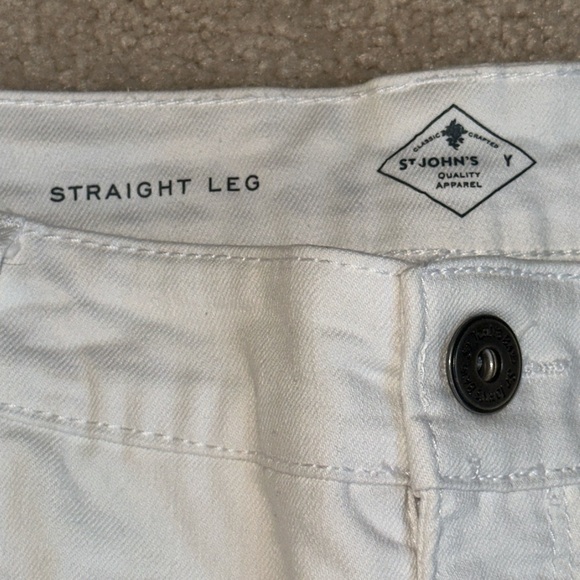 St. John's Bay Women’s White Straight-Leg Jeans - Size 16 with 29” Inseam - Picture 2 of 9